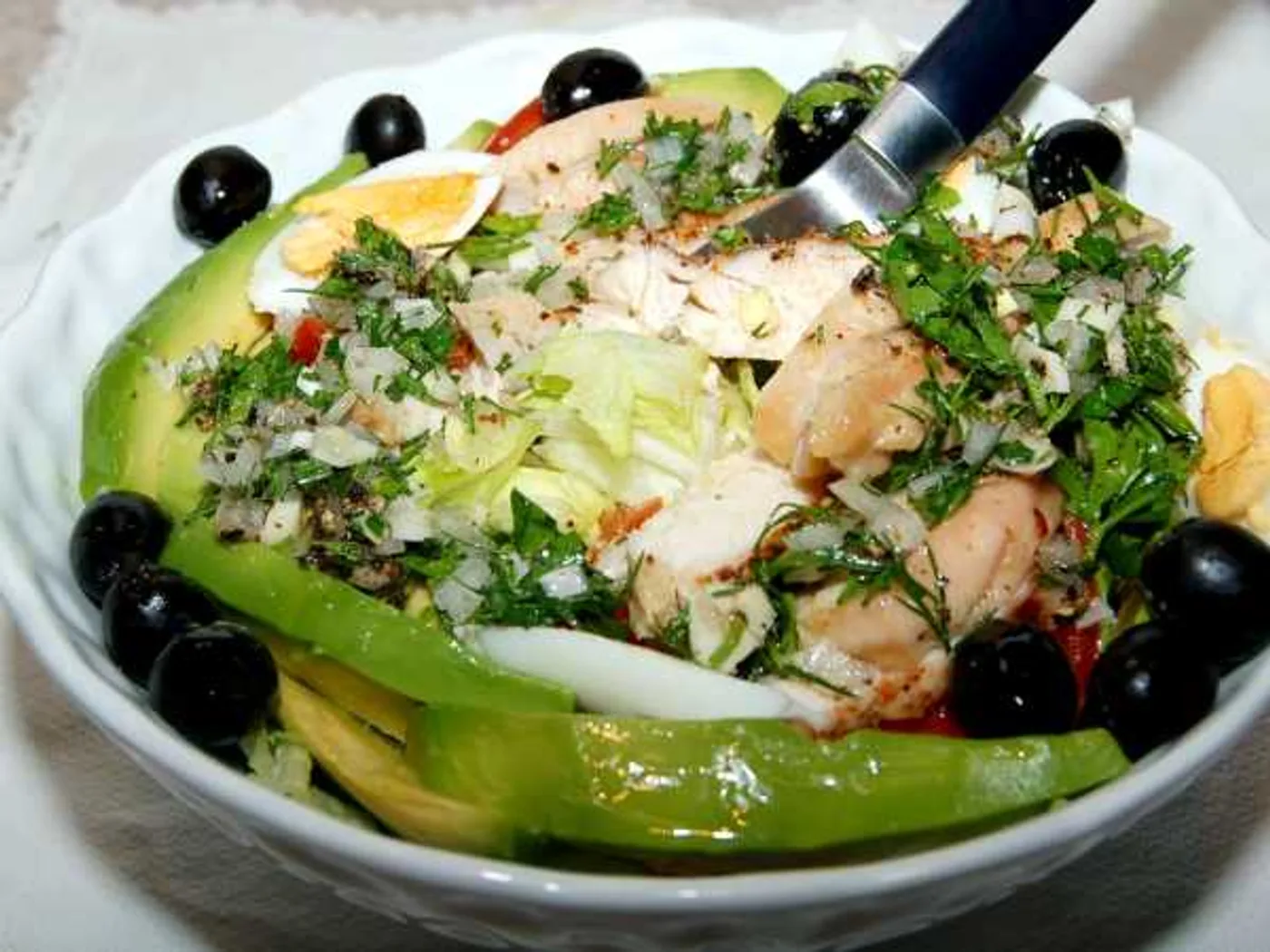 Chicken and avocado salad recipe