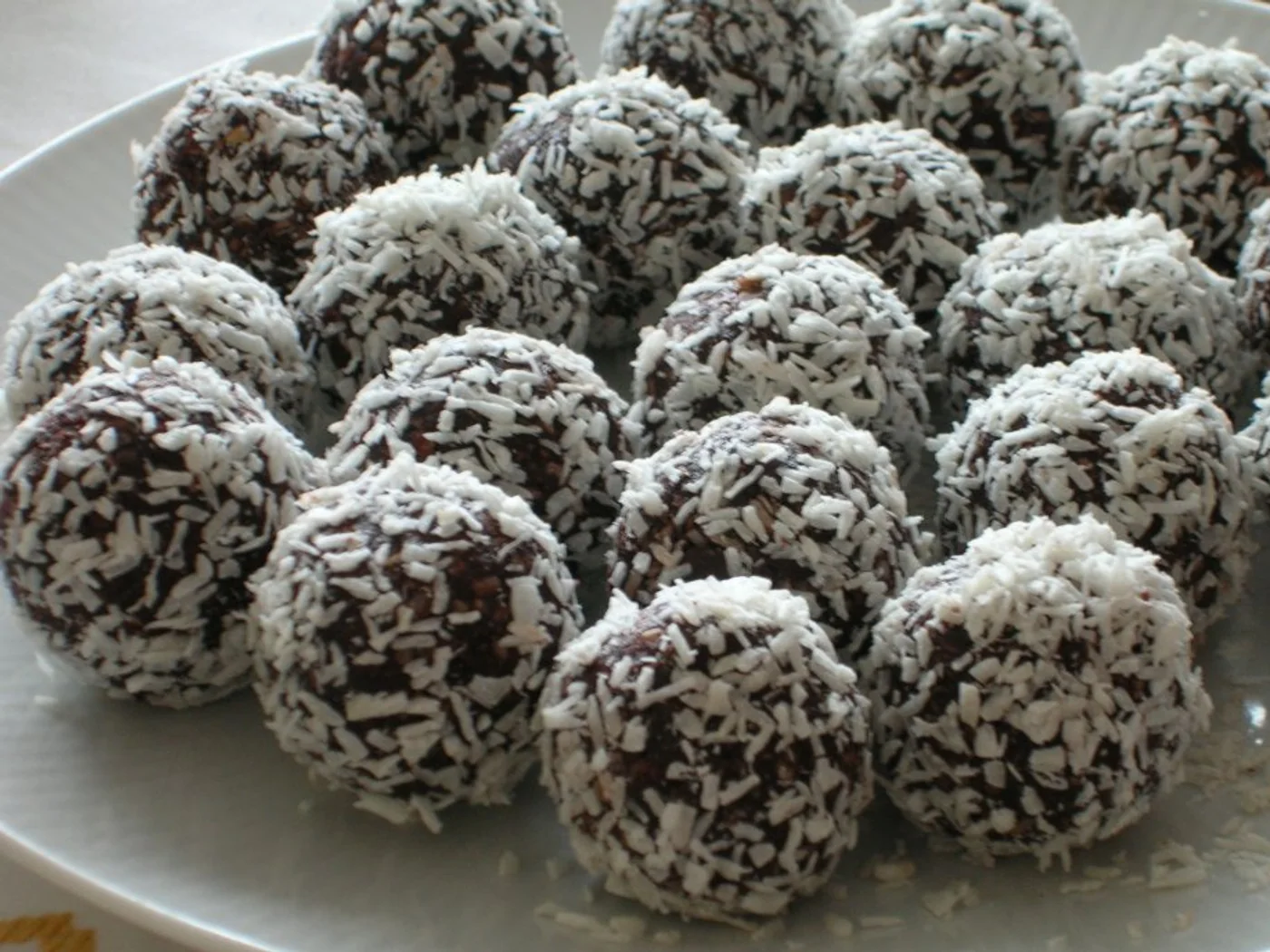 Chokladboll (Swedish Chocolate Balls) prepared recipe