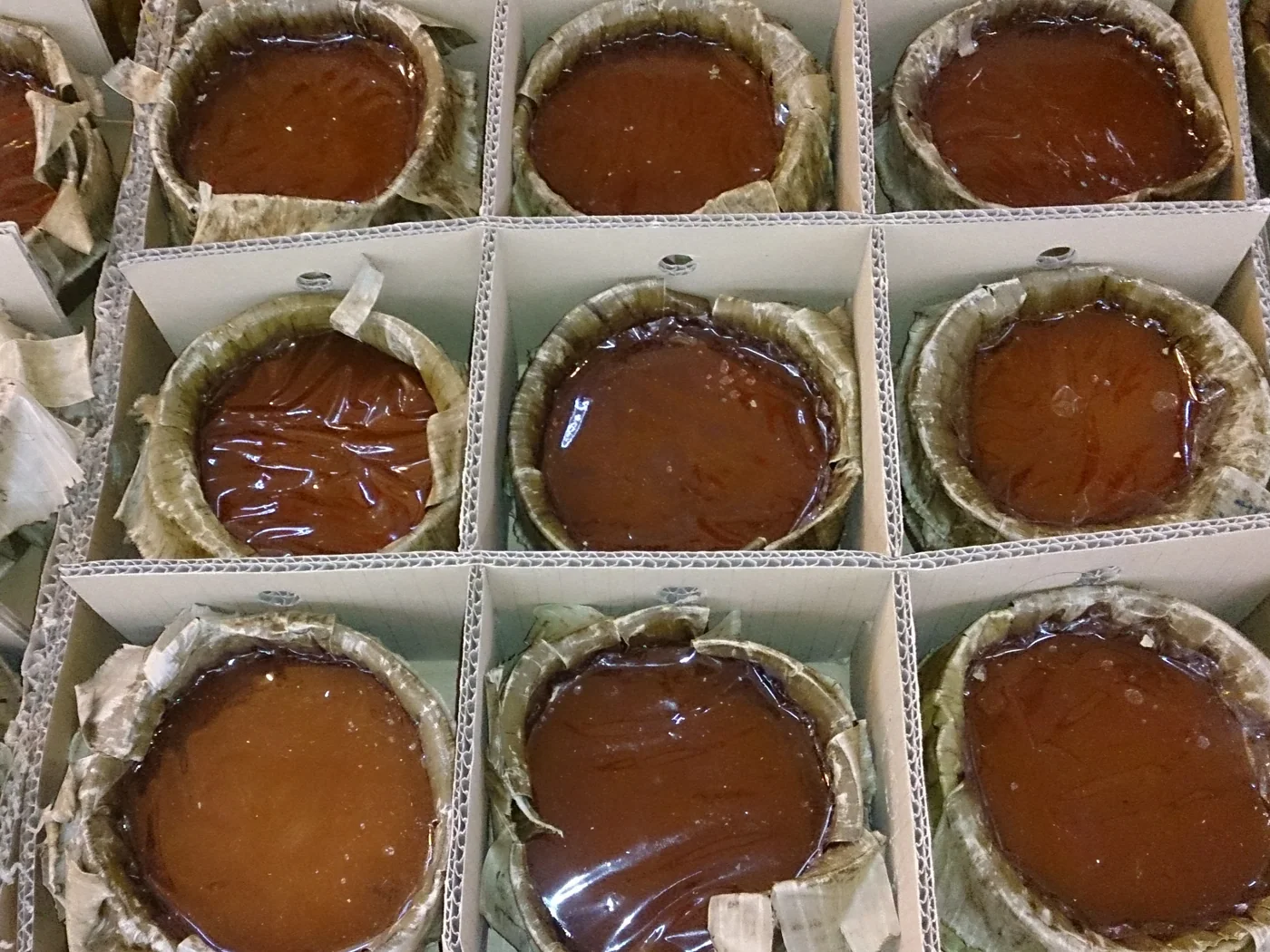 Kuih Bakul (Malaysian Sweet Browned Rice Cake) prepared recipe