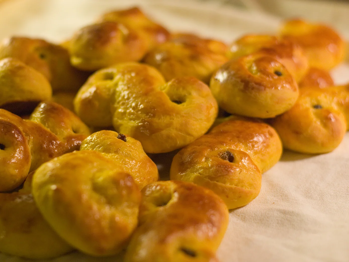 Luciabullar (Scandinavian Saffron Buns) prepared recipe
