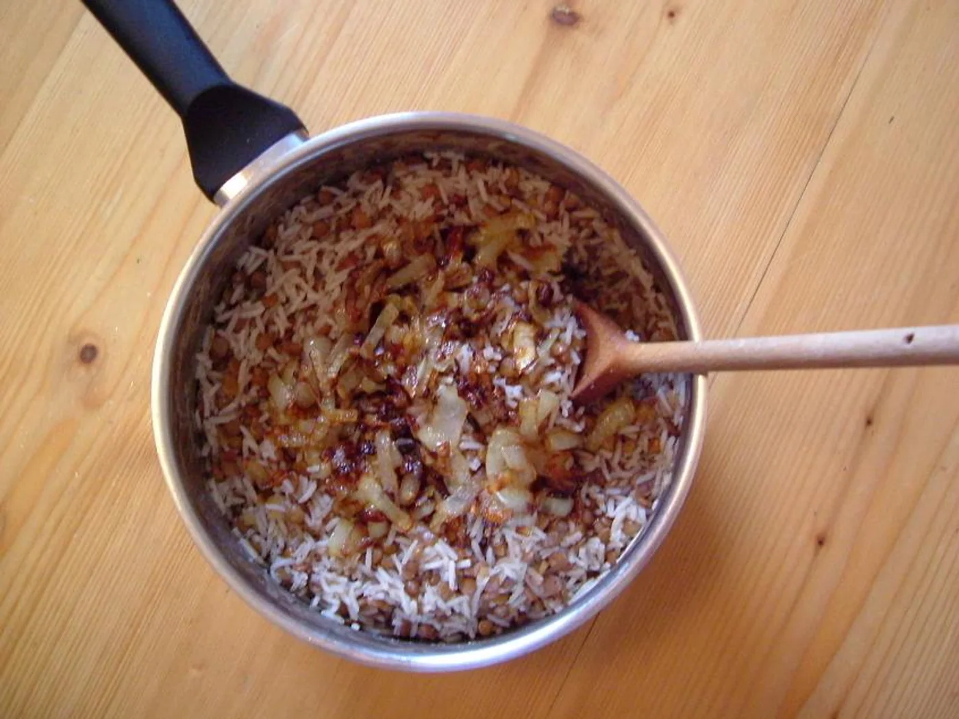 Rice and Lentils (Mejadra) prepared recipe
