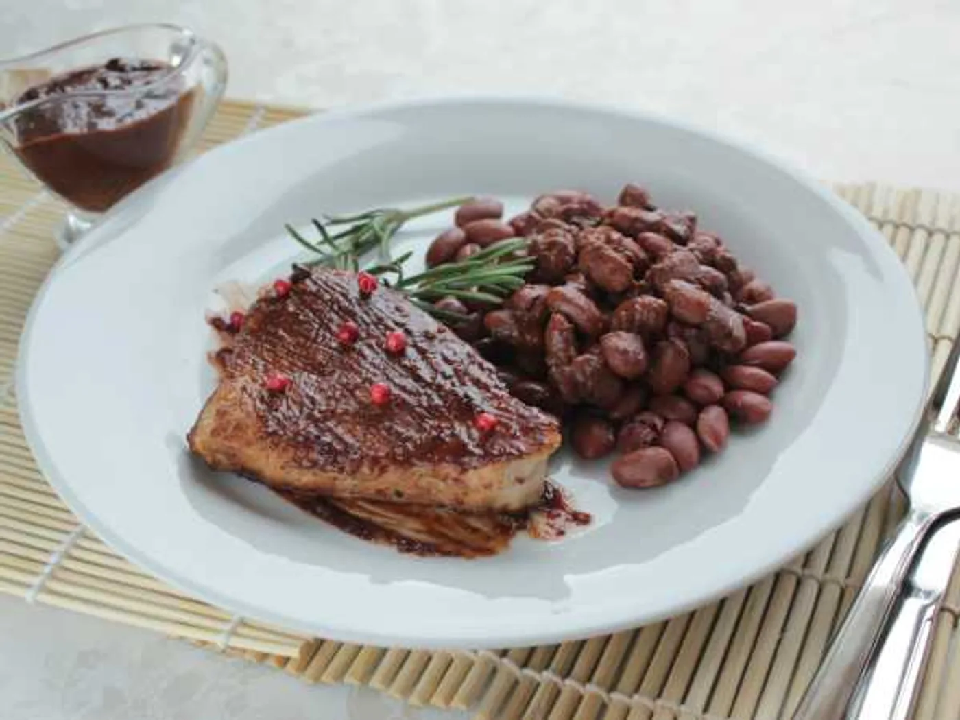 Turkey steaks in honey-ginger marinade recipe
