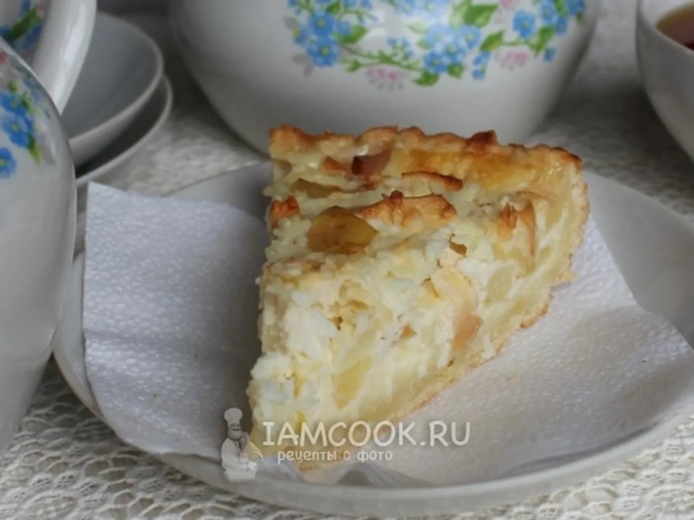 Apple coconut pie with a pour recipe
