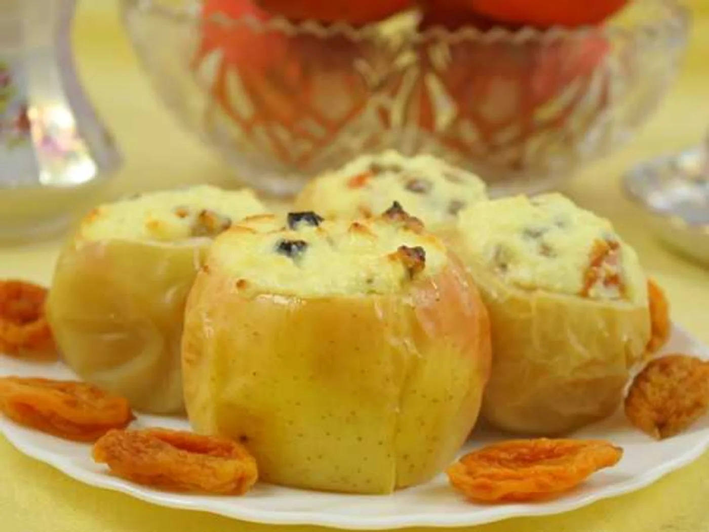 Baked apples with cottage cheese recipe