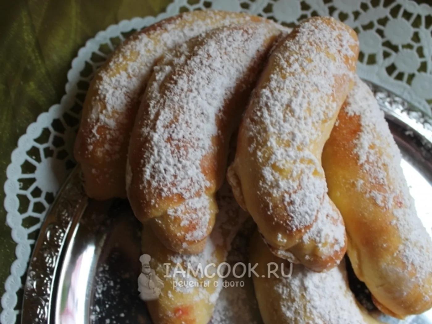 Banana buns. recipe