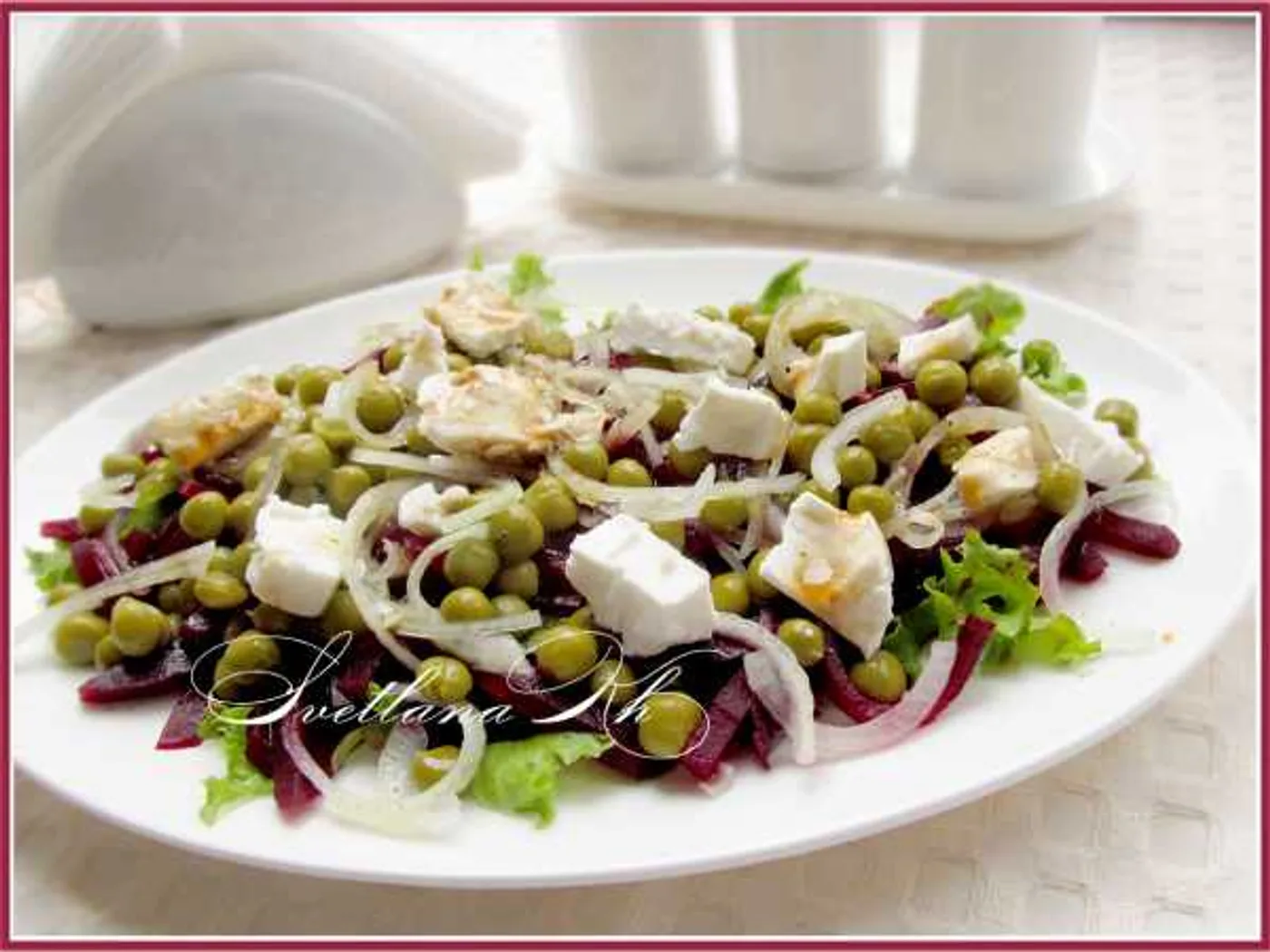 Beet salad with brynza and peas recipe
