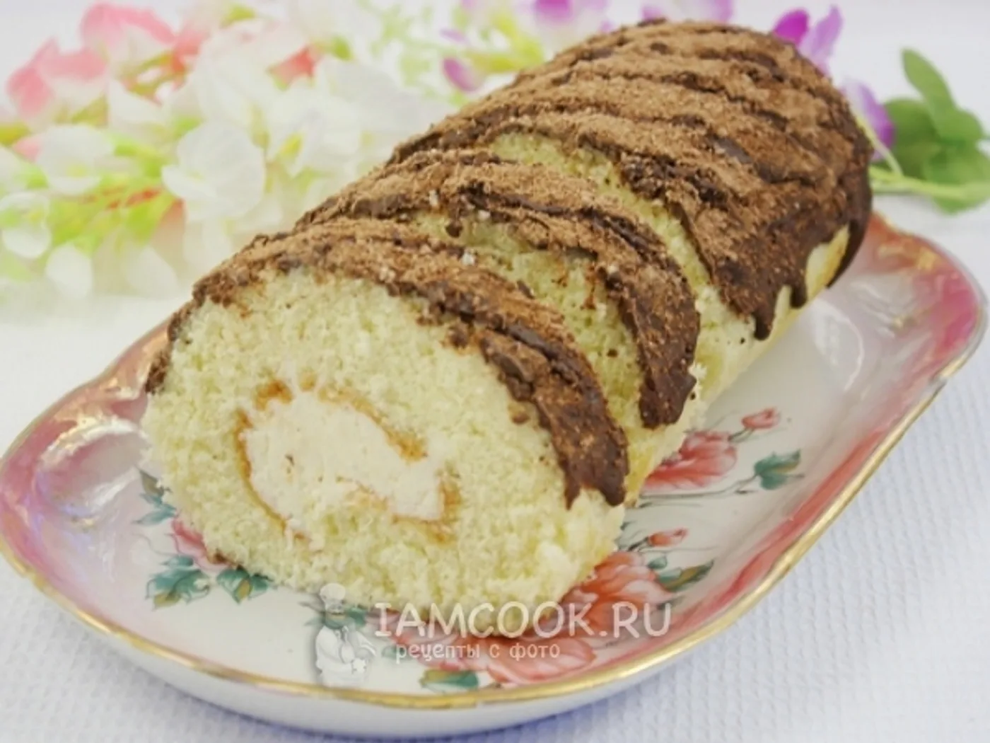 Biscuit roll with cream recipe