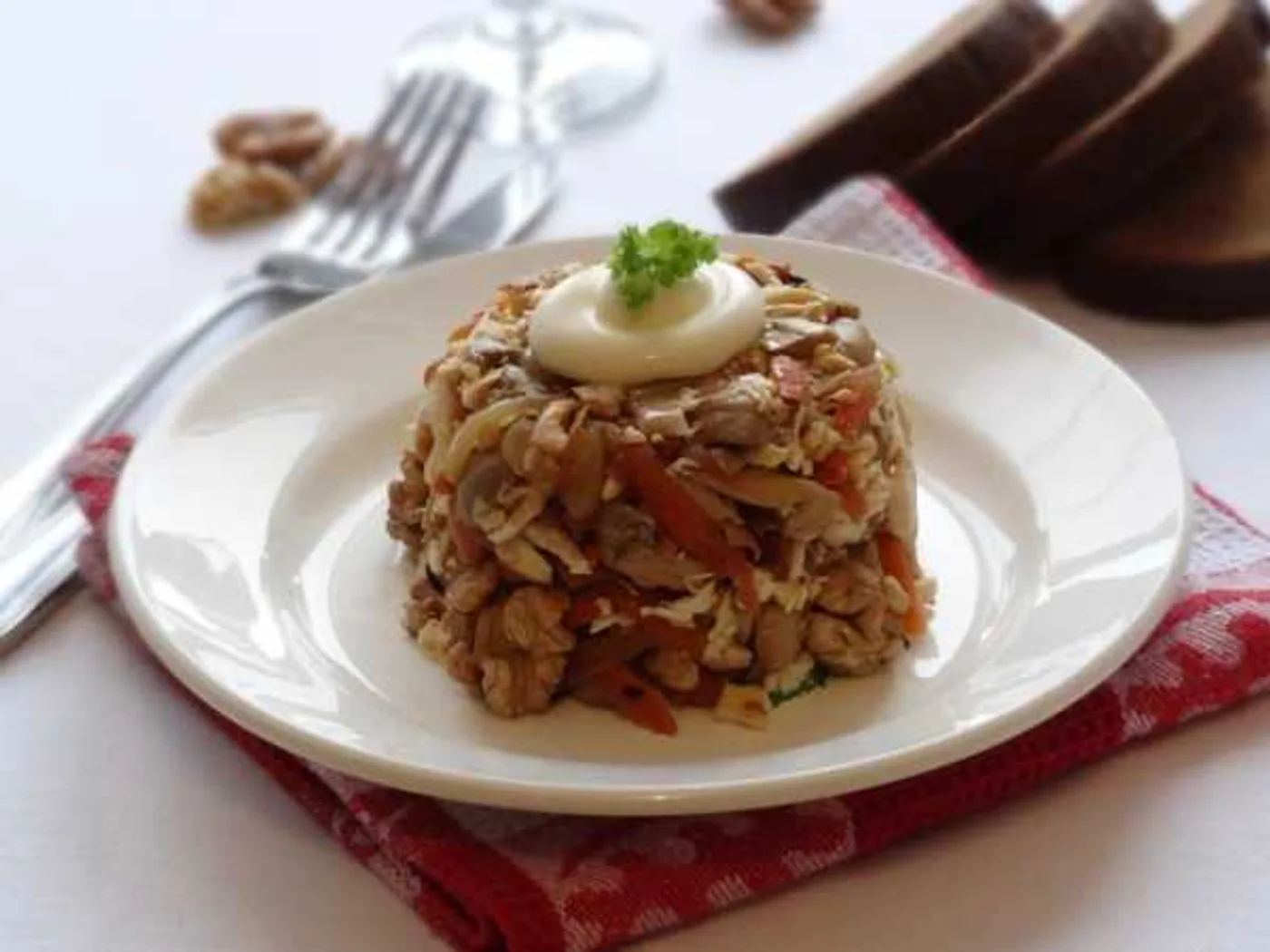 Chicken breast salad and mushrooms recipe
