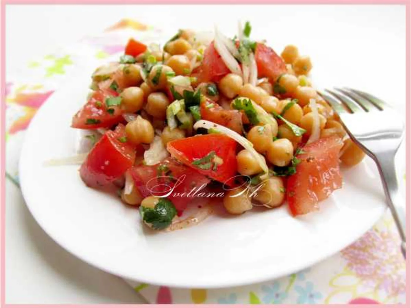 Chickpea and tomato salad recipe