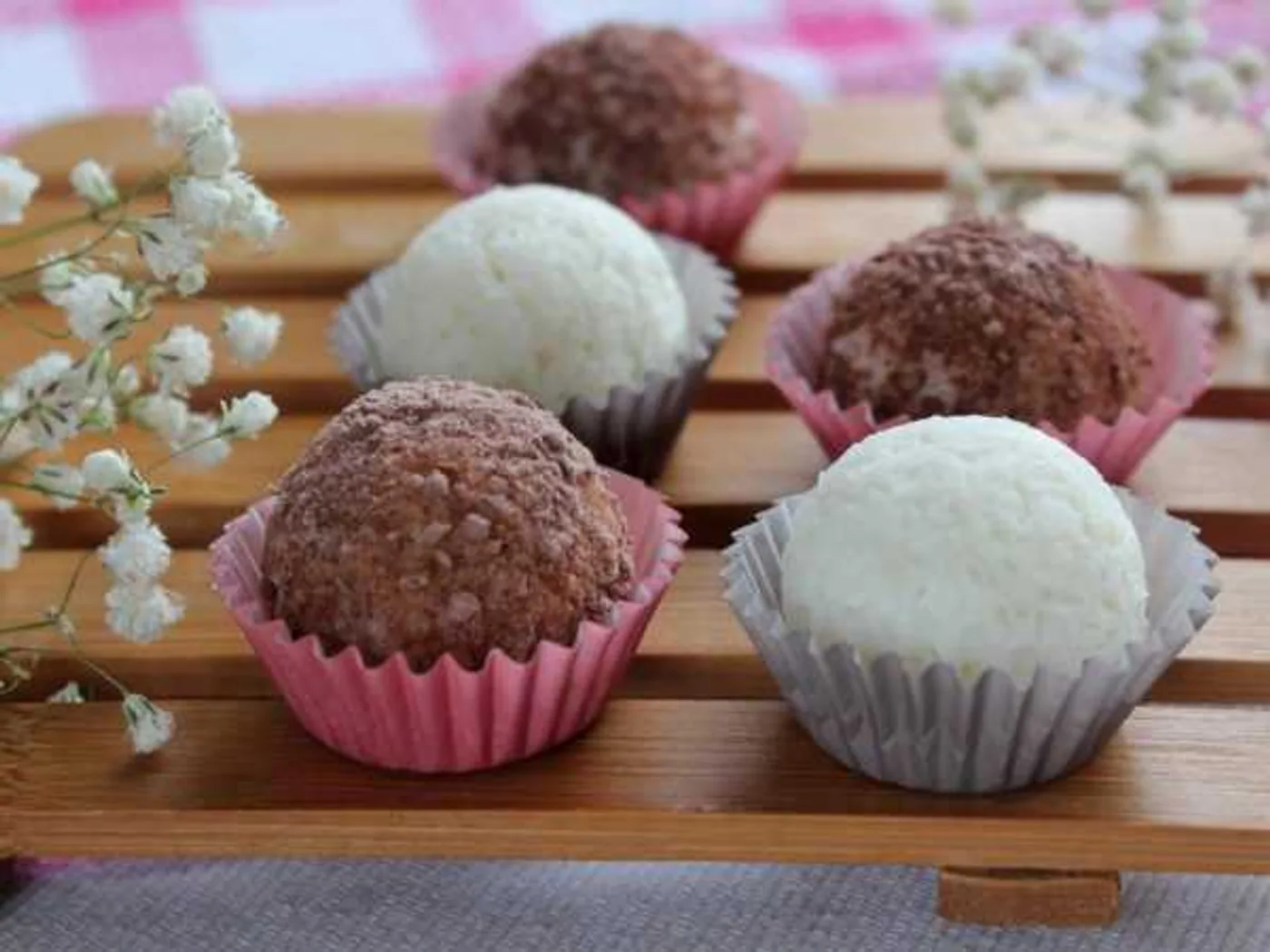 Coconut candy with hazelnuts recipe