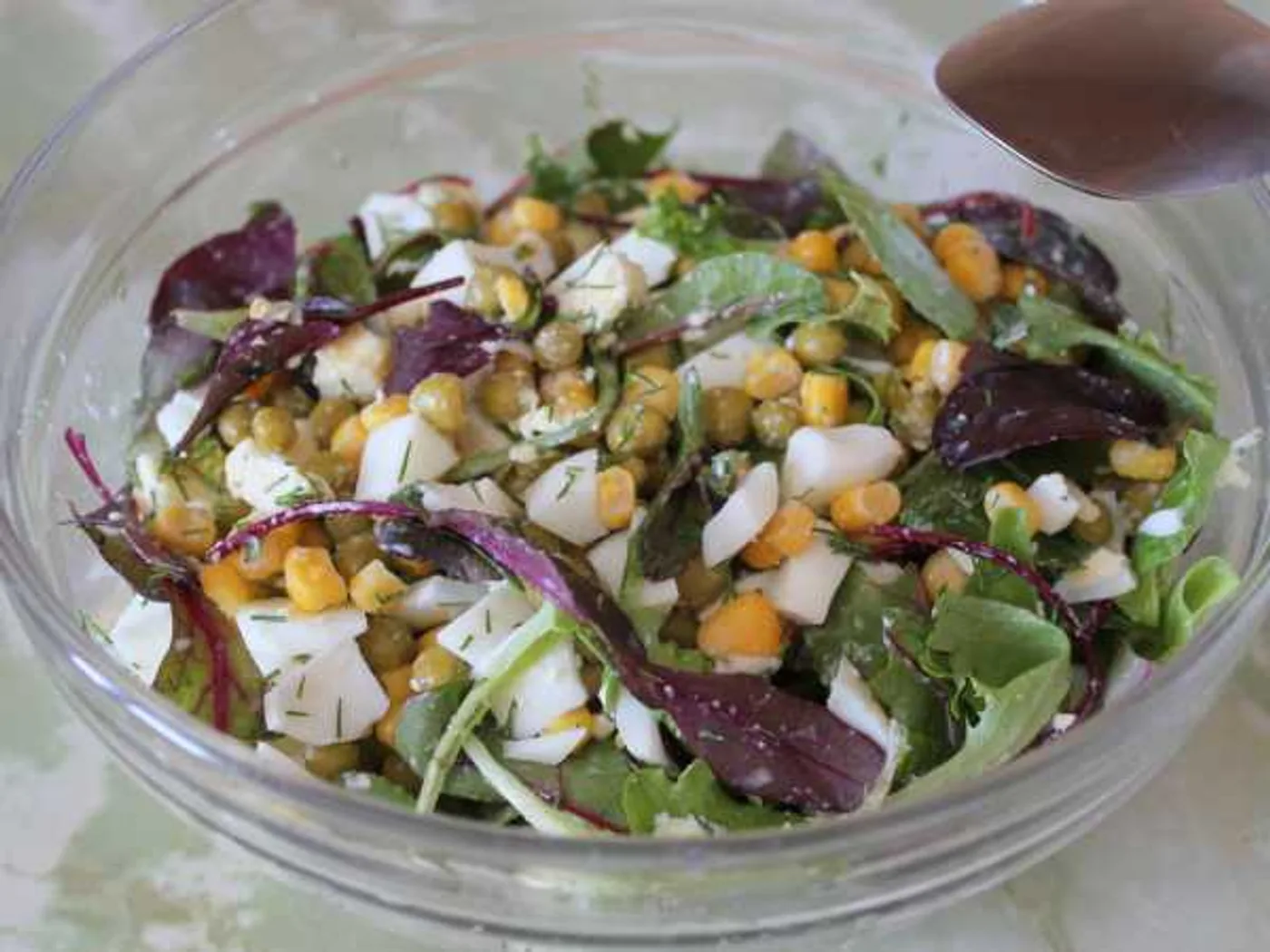 Corn and green pea salad recipe
