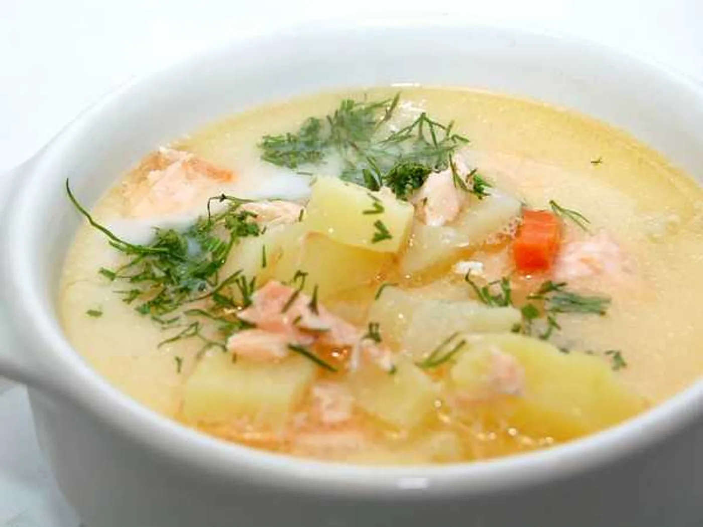 Creamy salmon soup recipe