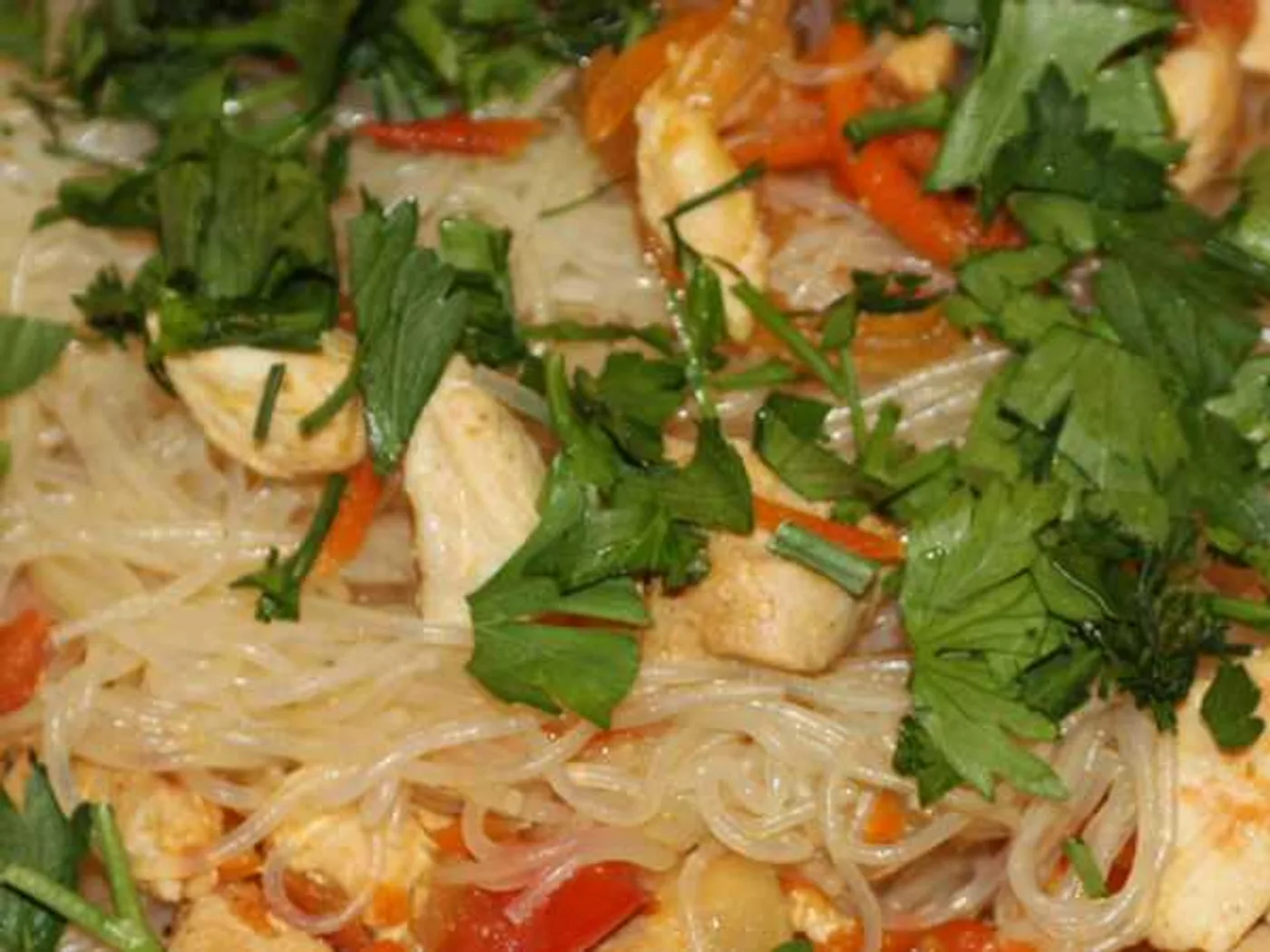 Funchosa with chicken and vegetables recipe