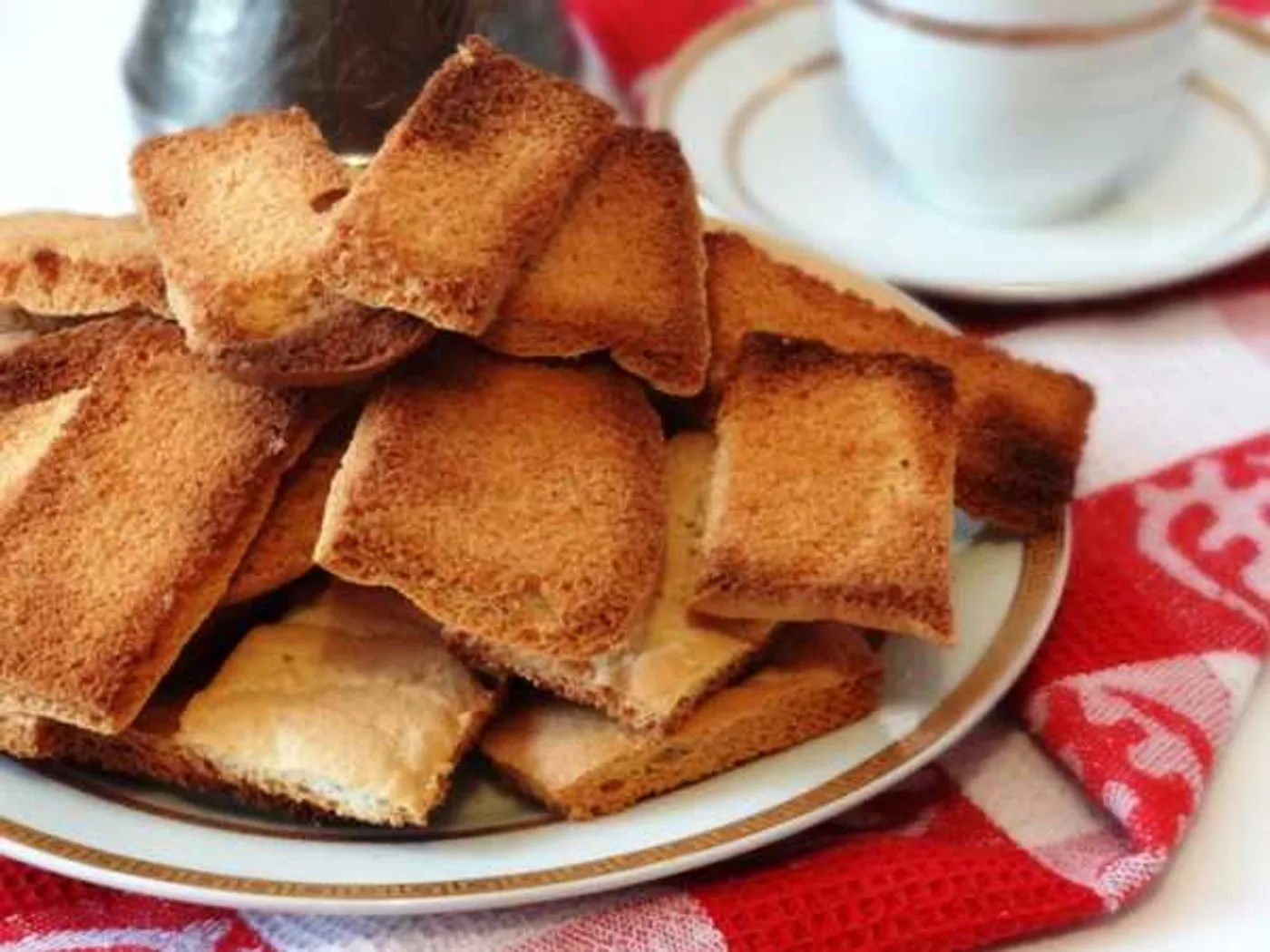 Homemade biscuit crackers recipe
