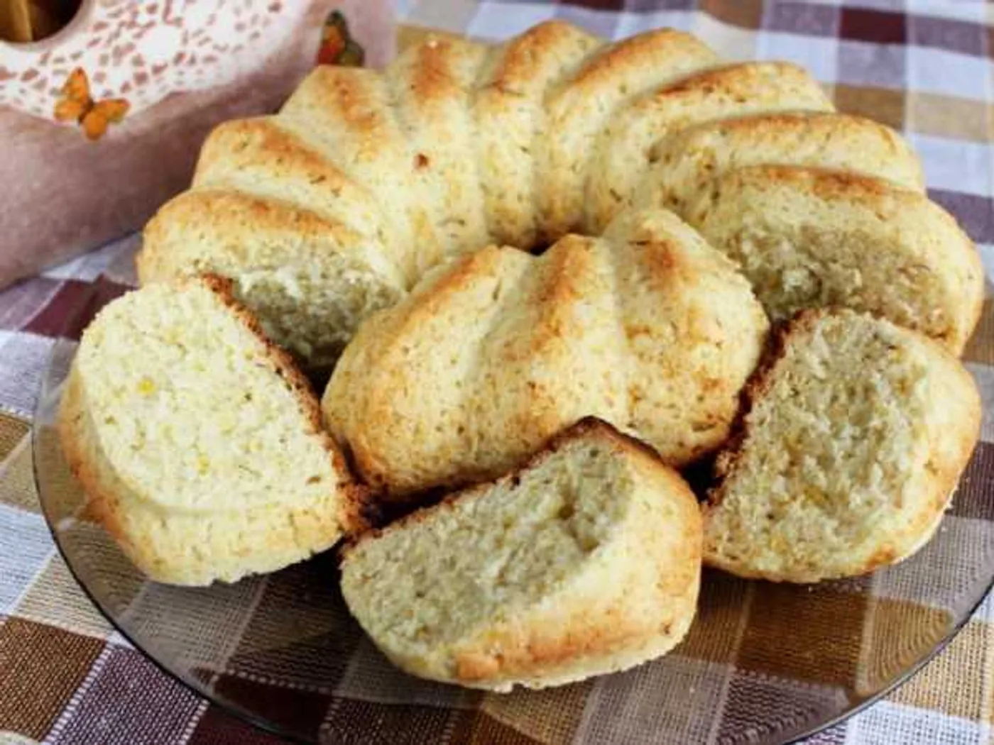 Lemon muffin with saffron recipe