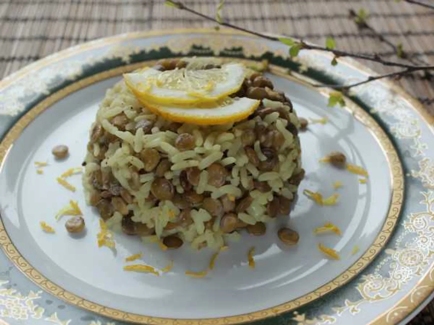 Lemon rice, fried with lentils recipe