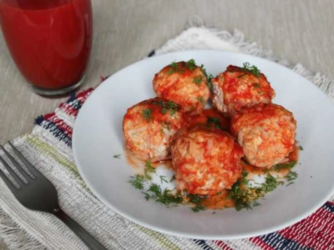 Meats with rice in tomato sauce recipe