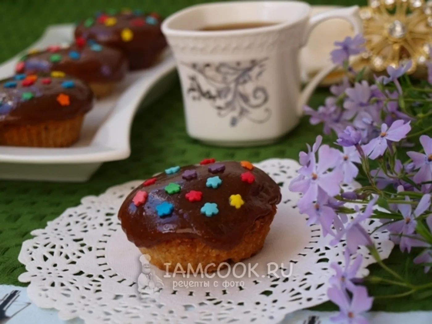 Oat muffins with coconut shavings recipe
