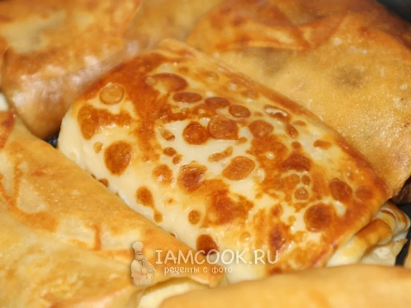 Pancakes on milk with meat recipe