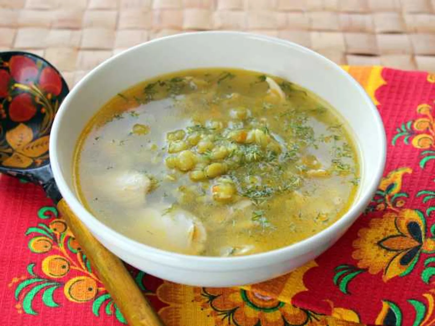 Pea soup with chicken thighs recipe
