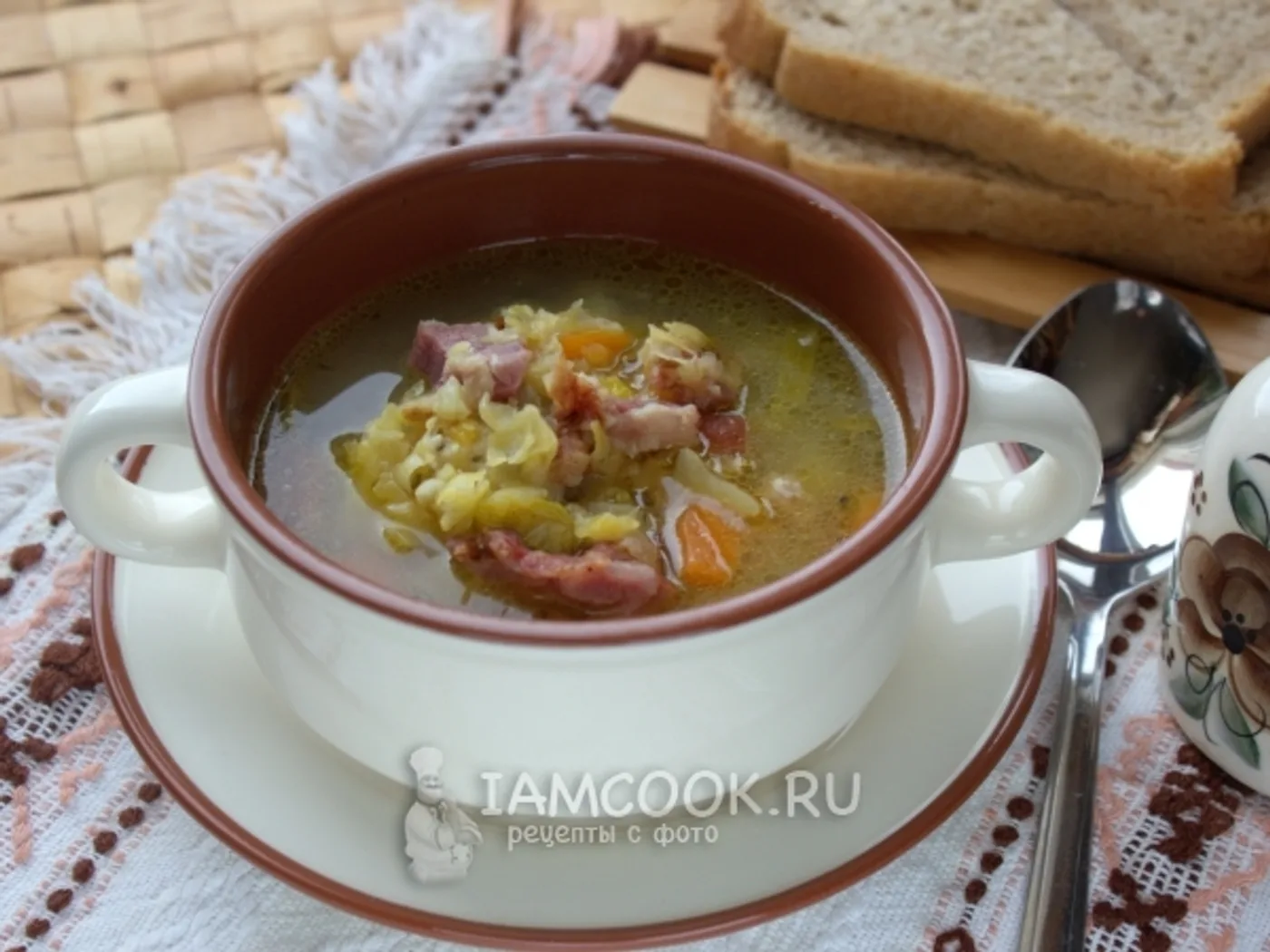 Pea soup with smoked ribs and vegetables recipe