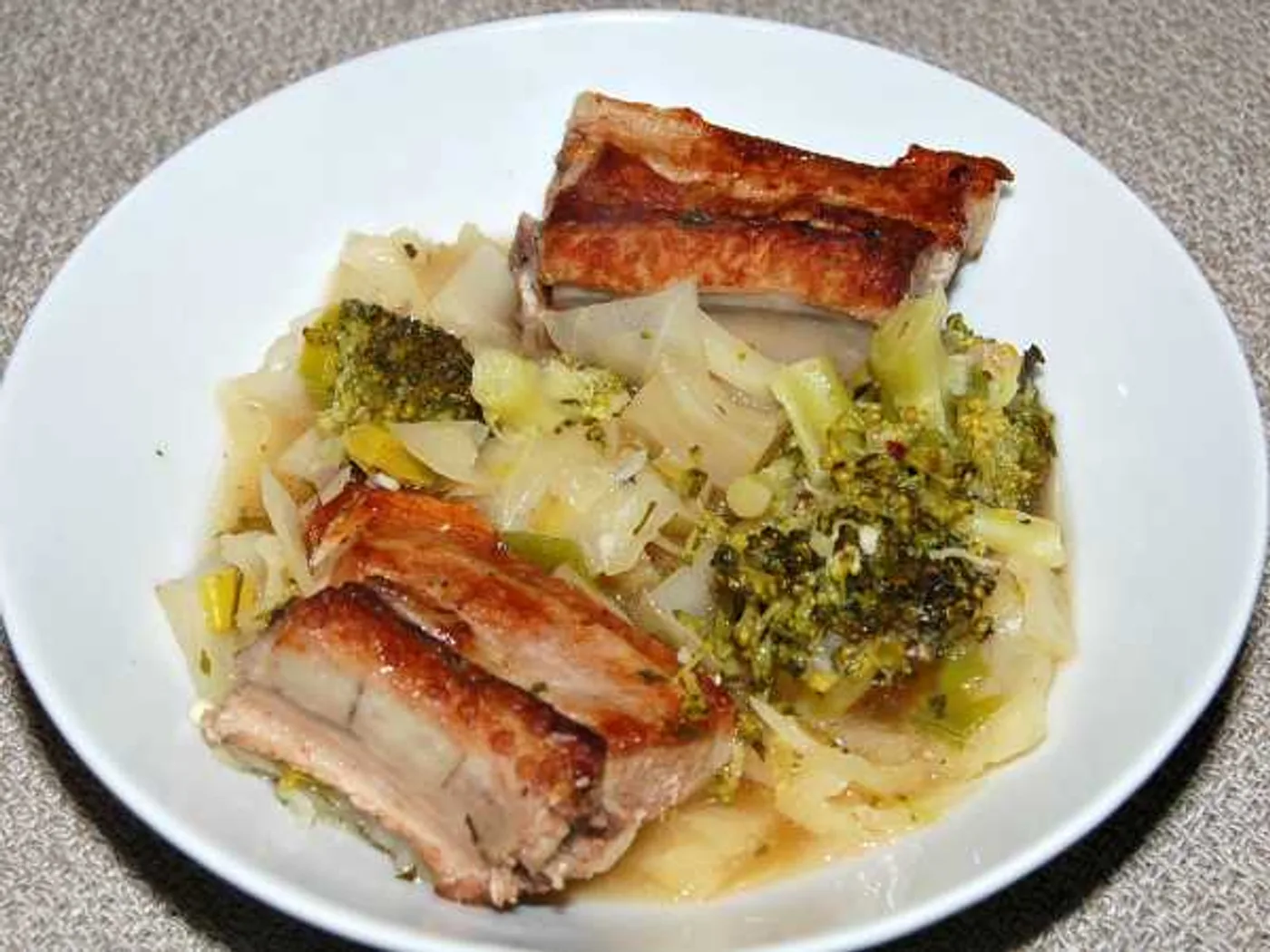 Pork ribs, stewed with cabbage recipe