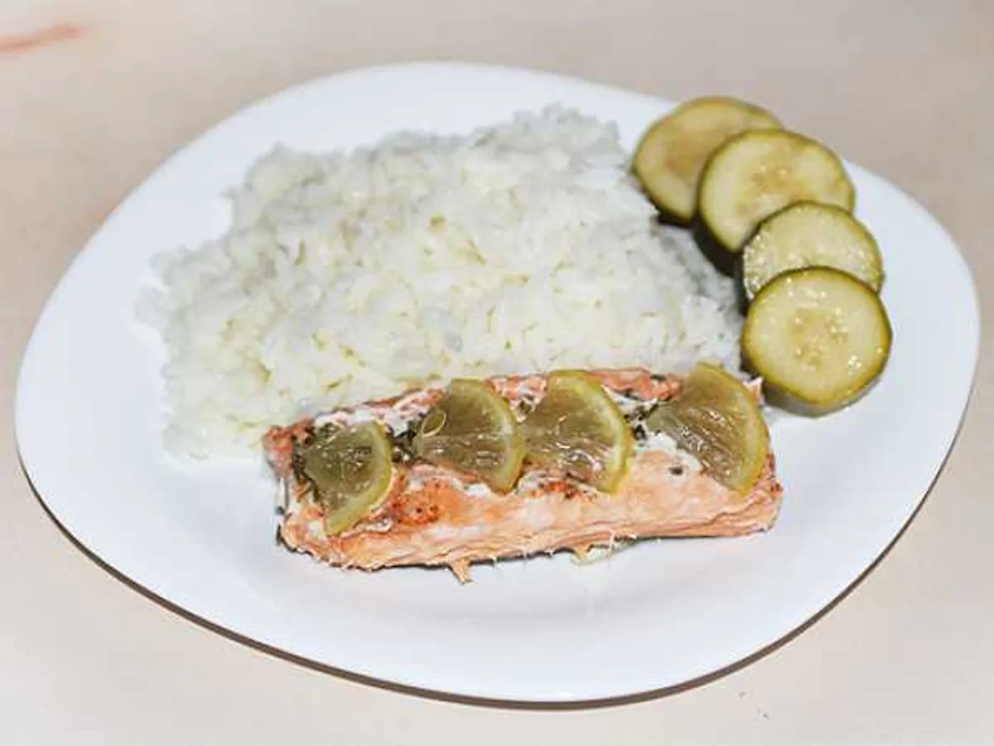 Salmon baked in foil recipe