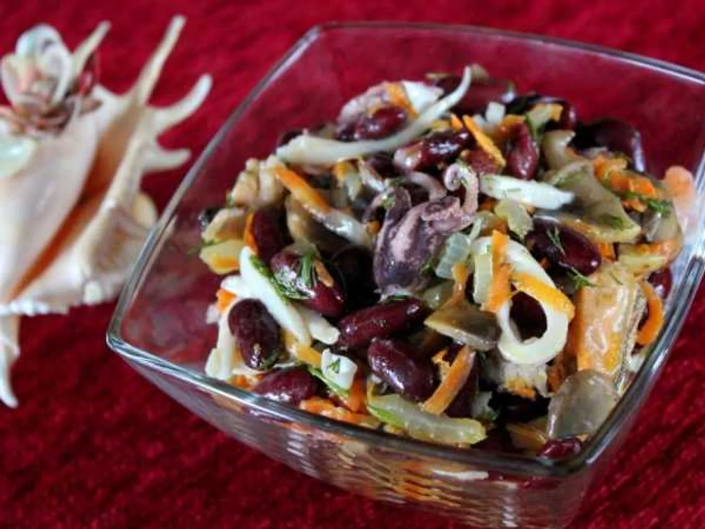 Seafood salad with mushrooms recipe