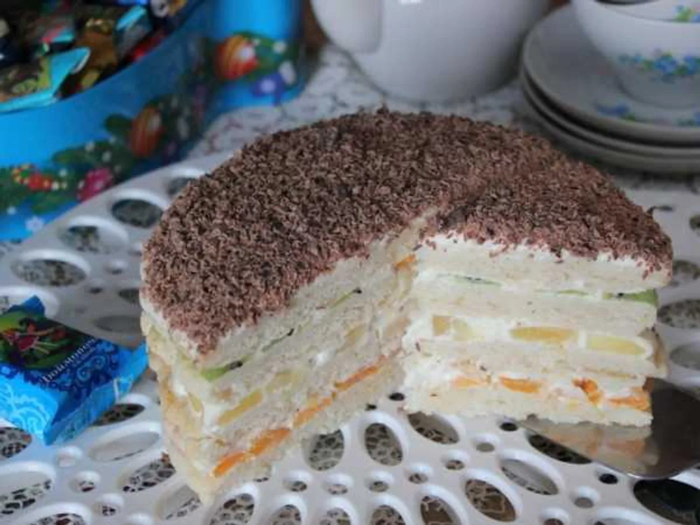 Sour cream fruit cake recipe