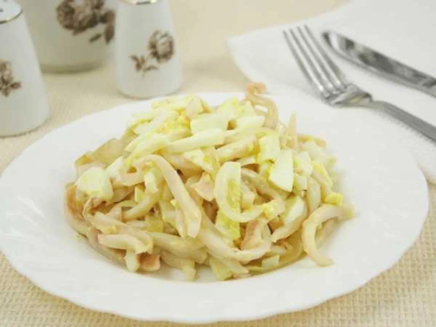 Squid salad with onions recipe