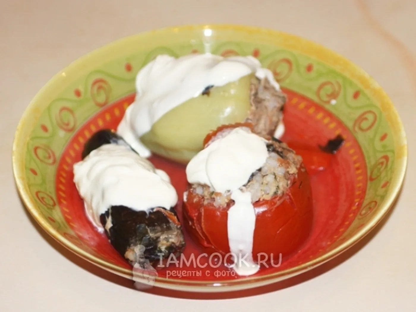 Stuffed peppers, tomatoes and eggplant recipe